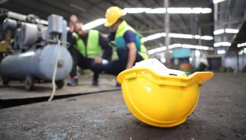 Απαξίωση υπηρεσιών ελέγχου, νόμοι επικίνδυνοι για τους εργαζομένους