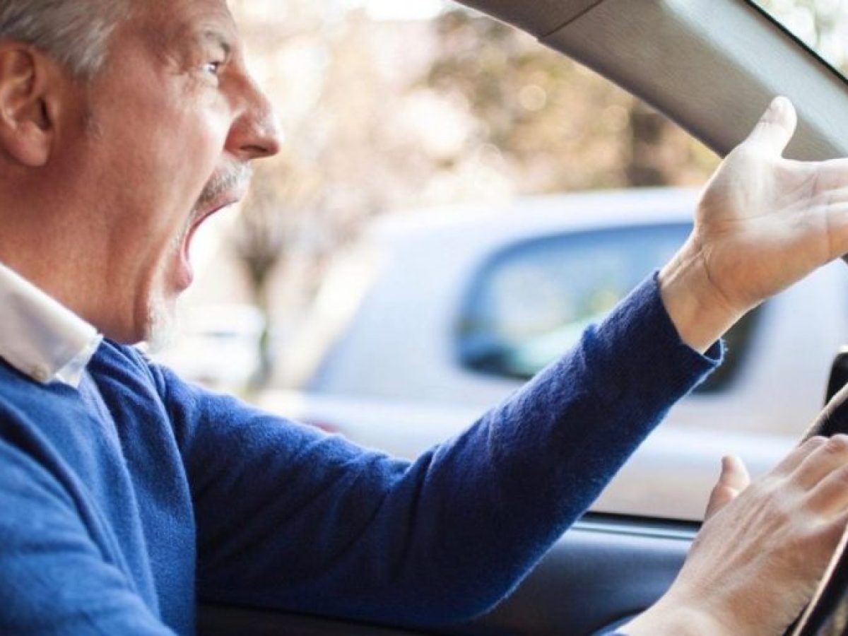 Αθλιες Συγκοινωνίες – «Πόλεμος» στην άσφαλτο