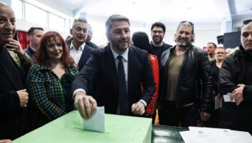 &Alpha;&nu;&delta;&rho;&omicron;&upsilon;&lambda;ά&kappa;&eta;&sigmaf;: &Tau;&eta;&nu; &Epsilon;&lambda;&lambda;ά&delta;&alpha; &pi;&omicron;&upsilon; &alpha;&xi;ί&zeta;&epsilon;&iota;&sigmaf; &delta;&epsilon;&nu; &theta;&alpha; &sigma;&tau;&eta; &chi;&alpha;&rho;ί&sigma;&omicron;&upsilon;&nu; &ndash; &Theta;&alpha; &tau;&eta;&nu; &kappa;&epsilon;&rho;&delta;ί&sigma;&omicron;&upsilon;&mu;&epsilon; &mu;&alpha;&zeta;ί