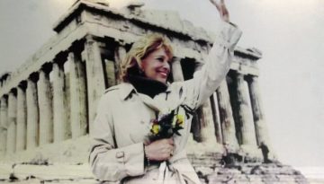 &Alpha;&nu;&delta;&rho;&omicron;&upsilon;&lambda;ά&kappa;&eta;&sigmaf;: &Tau;&rho;&iota;ά&nu;&tau;&alpha; &delta;ύ&omicron; &chi;&rho;ό&nu;&iota;&alpha; &mu;&epsilon;&tau;ά, &eta; &Mu;&epsilon;&lambda;ί&nu;&alpha; &sigma;&upsilon;&nu;&epsilon;&chi;ί&zeta;&epsilon;&iota; &nu;&alpha; &epsilon;&mu;&pi;&nu;έ&epsilon;&iota;