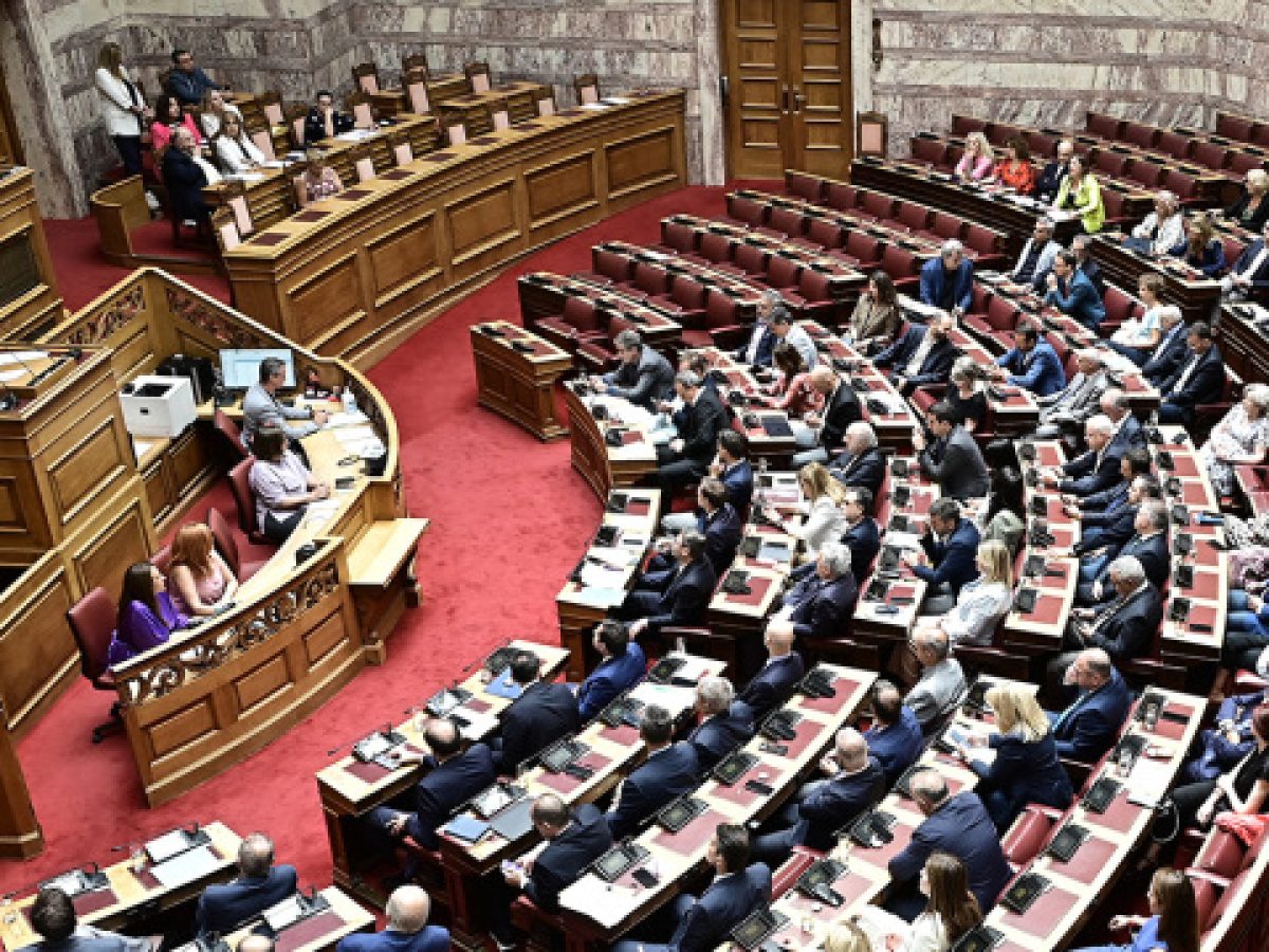 &Alpha;&nu;&tau;&iota;&delta;&rho;ά&sigma;&epsilon;&iota;&sigmaf; &alpha;&pi;ό &tau;&eta;&nu; &alpha;&nu;&tau;&iota;&pi;&omicron;&lambda;ί&tau;&epsilon;&upsilon;&sigma;&eta; &gamma;&iota;&alpha; &tau;&omicron;&upsilon;&sigmaf; Patriot &sigma;&tau;&eta; &Sigma;&alpha;&omicron;&upsilon;&delta;&iota;&kappa;ή &Alpha;&rho;&alpha;&beta;ί&alpha;: &Nu;&alpha; &alpha;&nu;&alpha;&kappa;&lambda;&eta;&theta;&omicron;ύ&nu; &kappa;&alpha;&iota; &nu;&alpha; &epsilon;&pi;&iota;&sigma;&tau;&rho;έ&psi;&omicron;&upsilon;&nu; &omicron;&iota; &sigma;&tau;&rho;&alpha;&tau;&iota;&omega;&tau;&iota;&kappa;&omicron;ί