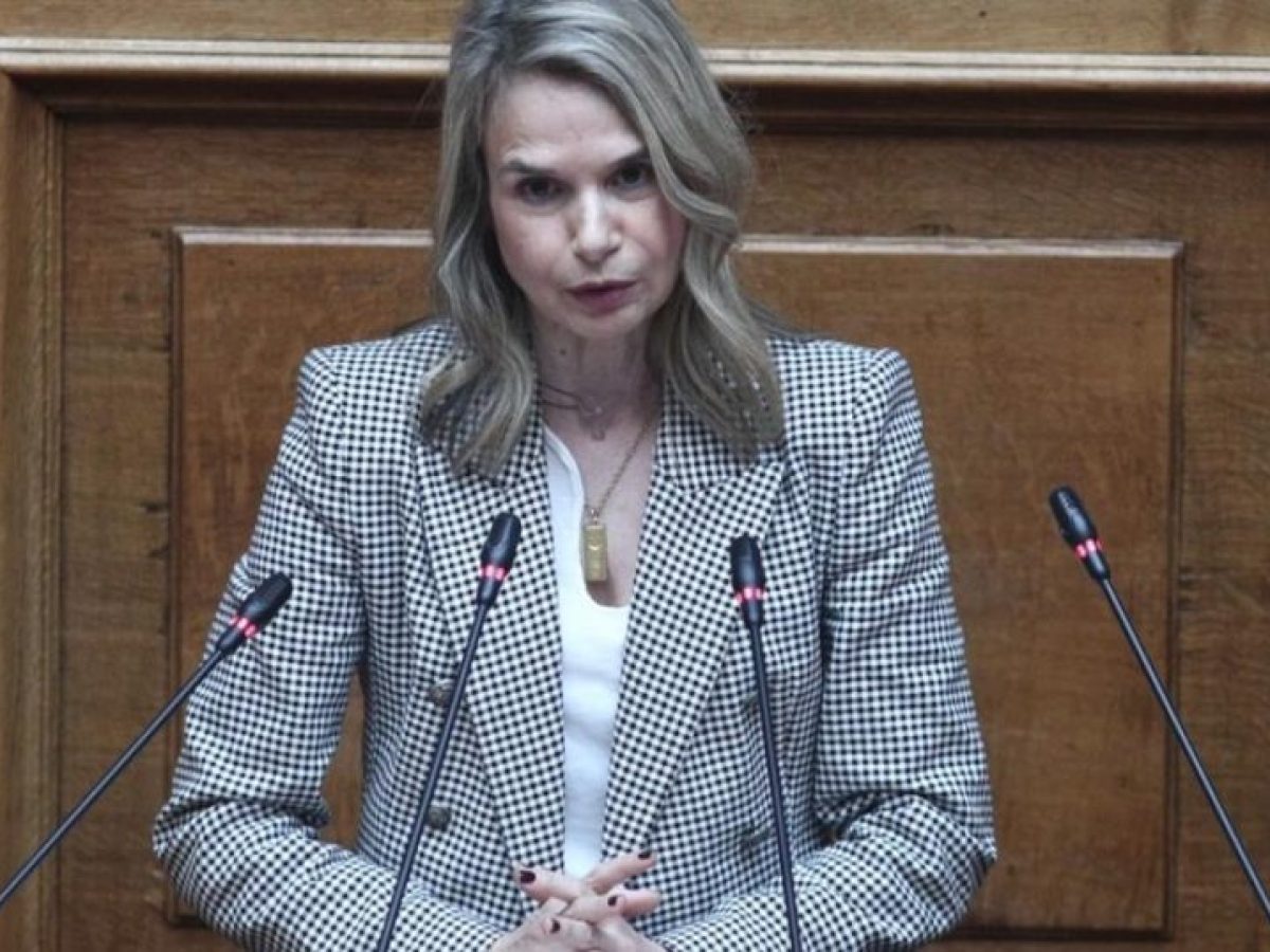 &Alpha;&pi;ά&nu;&tau;&eta;&sigma;&eta; &Mu;&iota;&lambda;έ&nu;&alpha;&sigmaf; &Alpha;&pi;&omicron;&sigma;&tau;&omicron;&lambda;ά&kappa;&eta; &sigma;&epsilon; &Sigma;&delta;&omicron;ύ&kappa;&omicron;&upsilon;: &laquo;&Pi;&alpha;&nu;&iota;&kappa;ό&beta;&lambda;&eta;&tau;&eta; &eta; &kappa;&upsilon;&beta;&epsilon;&rho;&nu;&eta;&tau;&iota;&kappa;ή &pi;&rho;&omicron;&pi;&alpha;&gamma;ά&nu;&delta;&alpha;&raquo;