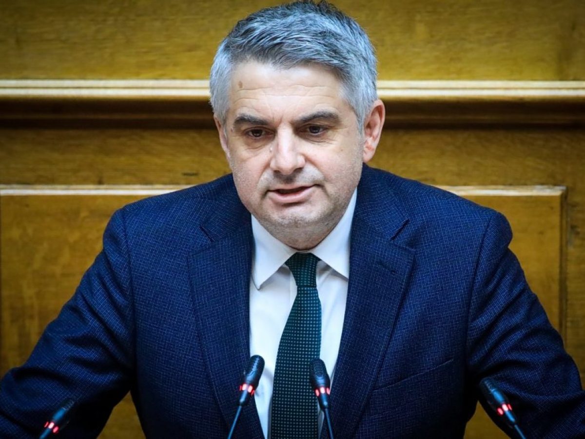 &Alpha;&pi;&omicron;&chi;&alpha;&iota;&rho;&epsilon;&tau;&iota;&sigma;&tau;ή&rho;&iota;&alpha; &omicron;&mu;&iota;&lambda;ί&alpha; &mu;&epsilon; &alpha;&iota;&chi;&mu;έ&sigmaf; &alpha;&pi;ό &Kappa;&omega;&nu;&sigma;&tau;&alpha;&nu;&tau;&iota;&nu;ό&pi;&omicron;&upsilon;&lambda;&omicron; &sigma;&tau;&eta; &Beta;&omicron;&upsilon;&lambda;ή &ndash; &Pi;&omicron;&iota;&omicron;&iota; &beta;&omicron;&upsilon;&lambda;&epsilon;&upsilon;&tau;έ&sigmaf; &tau;&omicron;&nu; &chi;&epsilon;&iota;&rho;&omicron;&kappa;&rho;ό&tau;&eta;&sigma;&alpha;&nu; ό&rho;&theta;&iota;&omicron;&iota;