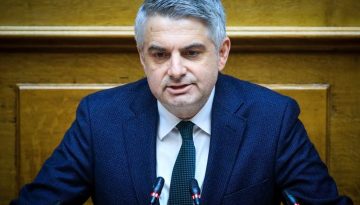 &Alpha;&pi;&omicron;&chi;&alpha;&iota;&rho;&epsilon;&tau;&iota;&sigma;&tau;ή&rho;&iota;&alpha; &omicron;&mu;&iota;&lambda;ί&alpha; &mu;&epsilon; &alpha;&iota;&chi;&mu;έ&sigmaf; &alpha;&pi;ό &Kappa;&omega;&nu;&sigma;&tau;&alpha;&nu;&tau;&iota;&nu;ό&pi;&omicron;&upsilon;&lambda;&omicron; &sigma;&tau;&eta; &Beta;&omicron;&upsilon;&lambda;ή &ndash; &Pi;&omicron;&iota;&omicron;&iota; &beta;&omicron;&upsilon;&lambda;&epsilon;&upsilon;&tau;έ&sigmaf; &tau;&omicron;&nu; &chi;&epsilon;&iota;&rho;&omicron;&kappa;&rho;ό&tau;&eta;&sigma;&alpha;&nu; ό&rho;&theta;&iota;&omicron;&iota;