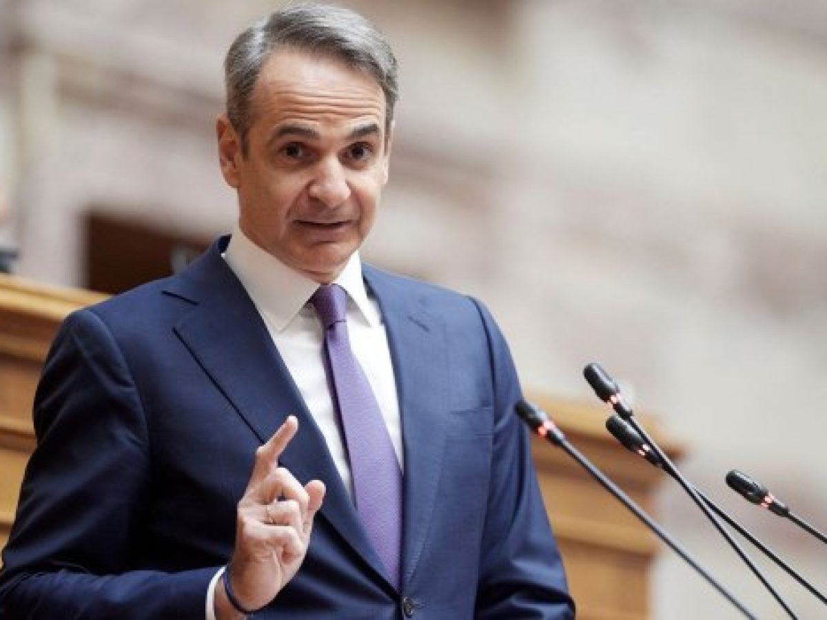 Tα διλήμματα στο τραπέζι Μητσοτάκη για πρόωρες εκλογές: Ο πόλεμος στο Ιράν, η συνταγματική αναθεώρηση, η ελληνική προεδρί