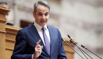 T&alpha; &delta;&iota;&lambda;ή&mu;&mu;&alpha;&tau;&alpha; &sigma;&tau;&omicron; &tau;&rho;&alpha;&pi;έ&zeta;&iota; &Mu;&eta;&tau;&sigma;&omicron;&tau;ά&kappa;&eta; &gamma;&iota;&alpha; &pi;&rho;ό&omega;&rho;&epsilon;&sigmaf; &epsilon;&kappa;&lambda;&omicron;&gamma;έ&sigmaf;: &Omicron; &pi;ό&lambda;&epsilon;&mu;&omicron;&sigmaf; &sigma;&tau;&omicron; &Iota;&rho;ά&nu;, &eta; &sigma;&upsilon;&nu;&tau;&alpha;&gamma;&mu;&alpha;&tau;&iota;&kappa;ή &alpha;&nu;&alpha;&theta;&epsilon;ώ&rho;&eta;&sigma;&eta;, &eta; &epsilon;&lambda;&lambda;&eta;&nu;&iota;&kappa;ή &pi;&rho;&omicron;&epsilon;&delta;&rho;ί