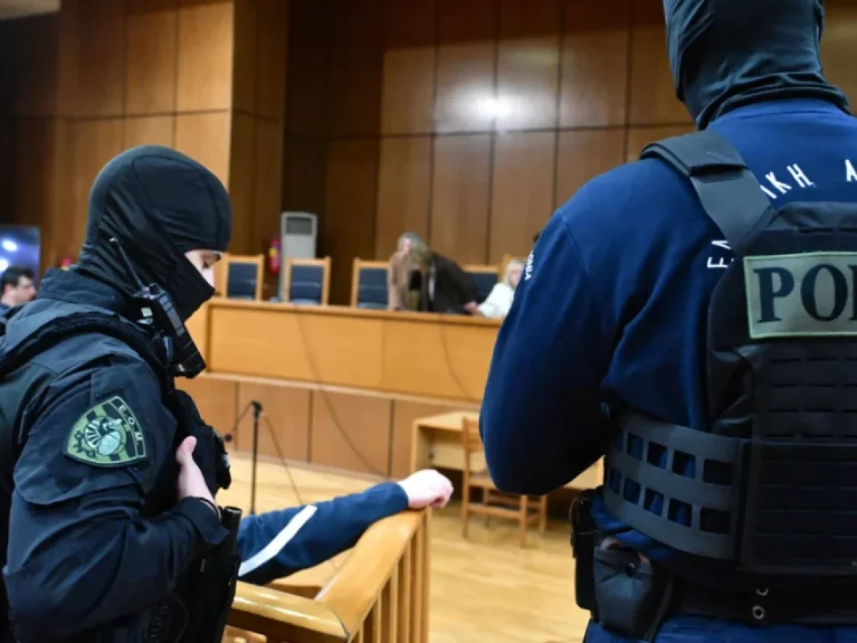 Αυλαία στη δίκη της Χρυσής Αυγής στο Εφετείο, 13 χρόνια στο διευθυντήριο της οργάνωσης – Πως η δίωξη κατά της ΧΑ είναι…ΕΣ