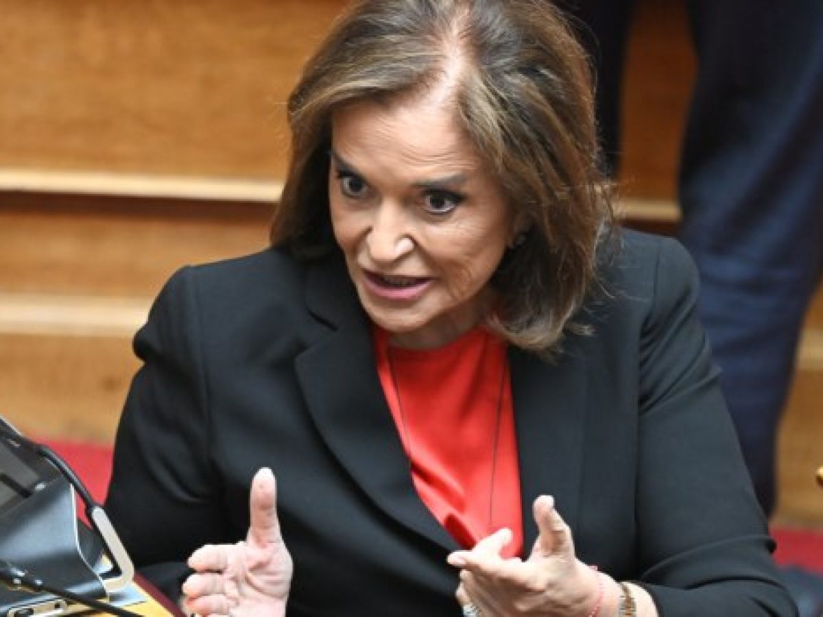 Μπακογιάννη: Περίμενα ο Σαμαράς να έχει περίσσευμα καρδίας και να πει ότι σωστά οχυρώσαμε την Κύπρο