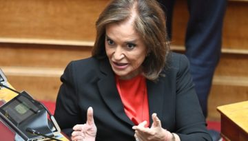 &Mu;&pi;&alpha;&kappa;&omicron;&gamma;&iota;ά&nu;&nu;&eta;: &Pi;&epsilon;&rho;ί&mu;&epsilon;&nu;&alpha; &omicron; &Sigma;&alpha;&mu;&alpha;&rho;ά&sigmaf; &nu;&alpha; έ&chi;&epsilon;&iota; &pi;&epsilon;&rho;ί&sigma;&sigma;&epsilon;&upsilon;&mu;&alpha; &kappa;&alpha;&rho;&delta;ί&alpha;&sigmaf; &kappa;&alpha;&iota; &nu;&alpha; &pi;&epsilon;&iota; ό&tau;&iota; &sigma;&omega;&sigma;&tau;ά &omicron;&chi;&upsilon;&rho;ώ&sigma;&alpha;&mu;&epsilon; &tau;&eta;&nu; &Kappa;ύ&pi;&rho;&omicron;