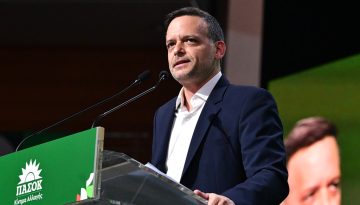 &Chi;ά&rho;&eta;&sigmaf; &Delta;&omicron;ύ&kappa;&alpha;&sigmaf;: &laquo;&Alpha;&rho;&nu;&omicron;ύ&mu;&alpha;&iota; &nu;&alpha; &delta;&epsilon;&chi;&theta;ώ ό&tau;&iota; &theta;&alpha; &alpha;&phi;ή&sigma;&omicron;&upsilon;&mu;&epsilon; &tau;&omicron;&nu; &Mu;&eta;&tau;&sigma;&omicron;&tau;ά&kappa;&eta; &nu;&alpha; &kappa;&upsilon;&beta;&epsilon;&rho;&nu;ή&sigma;&epsilon;&iota; &tau;&rho;ί&tau;&eta; &phi;&omicron;&rho;ά&raquo;