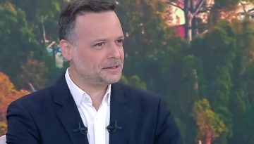 &Chi;ά&rho;&eta;&sigmaf; &Delta;&omicron;ύ&kappa;&alpha;&sigmaf;: &laquo;&Delta;&epsilon; &theta;&alpha; &sigma;&upsilon;&nu;&epsilon;&rho;&gamma;&alpha;&sigma;&tau;&omicron;ύ&mu;&epsilon; &mu;&epsilon; &Nu;&Delta;, &kappa;&alpha;&mu;ί&alpha; &sigma;&chi;έ&sigma;&eta; &mu;&epsilon; &tau;&eta;&nu; &kappa;&upsilon;&beta;έ&rho;&nu;&eta;&sigma;&eta; &tau;&omega;&nu; &upsilon;&pi;&omicron;&kappa;&lambda;&omicron;&pi;ώ&nu;&raquo;