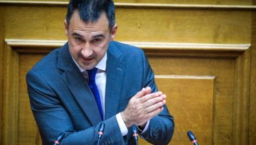 &Chi;&alpha;&rho;ί&tau;&sigma;&eta;&sigmaf;: &Nu;&alpha; &mu;&eta; &gamma;ί&nu;&epsilon;&iota; &eta; &Sigma;&omicron;ύ&delta;&alpha; &omicron;&rho;&mu;&eta;&tau;ή&rho;&iota;&omicron; &pi;&omicron;&lambda;έ&mu;&omicron;&upsilon;
