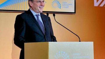 Χατζηδάκης: «Για πρώτη φορά η Ελλάδα δεν έχει καθόλου ανασφάλιστα οχήματα»