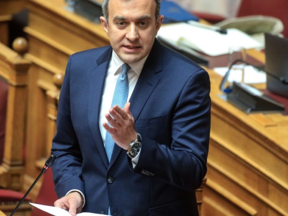 Χατζηβασιλείου στον ΣΚΑΪ: Μητσοτάκης και Μακρόν έδειξαν τον δρόμο από την Κύπρο – Η κοινή άμυνα ας περάσει από τη θεωρία