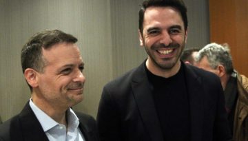 &Chi;&rho;&iota;&sigma;&tau;&omicron;&delta;&omicron;&upsilon;&lambda;ά&kappa;&eta;&sigmaf; &ndash; &Delta;&omicron;ύ&kappa;&alpha;&sigmaf;: &Mu;&iota;&alpha; ά&tau;&upsilon;&pi;&eta; &mu;ά&chi;&eta;
