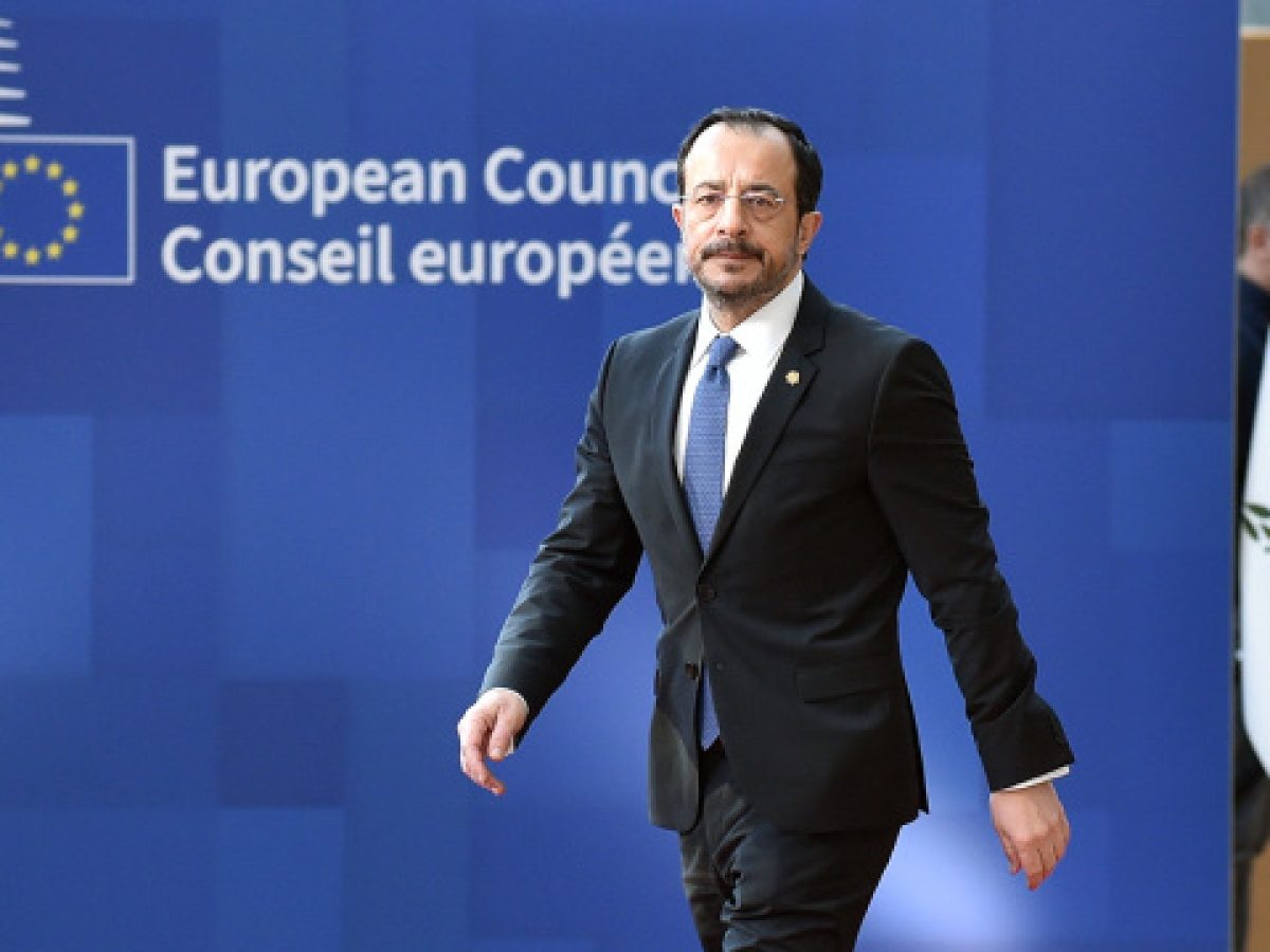 Χριστοδουλίδης: Ανακοίνωσε πακέτο οκτώ μέτρων για στήριξη νοικοκυριών και επιχειρήσεων στην Κύπρο – Στόχος να μειωθεί το