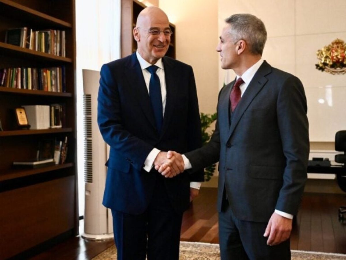 Δένδιας από Σόφια: «Υποχρέωση και όχι επιλογή» η αρωγή προς τη Βουλγαρία