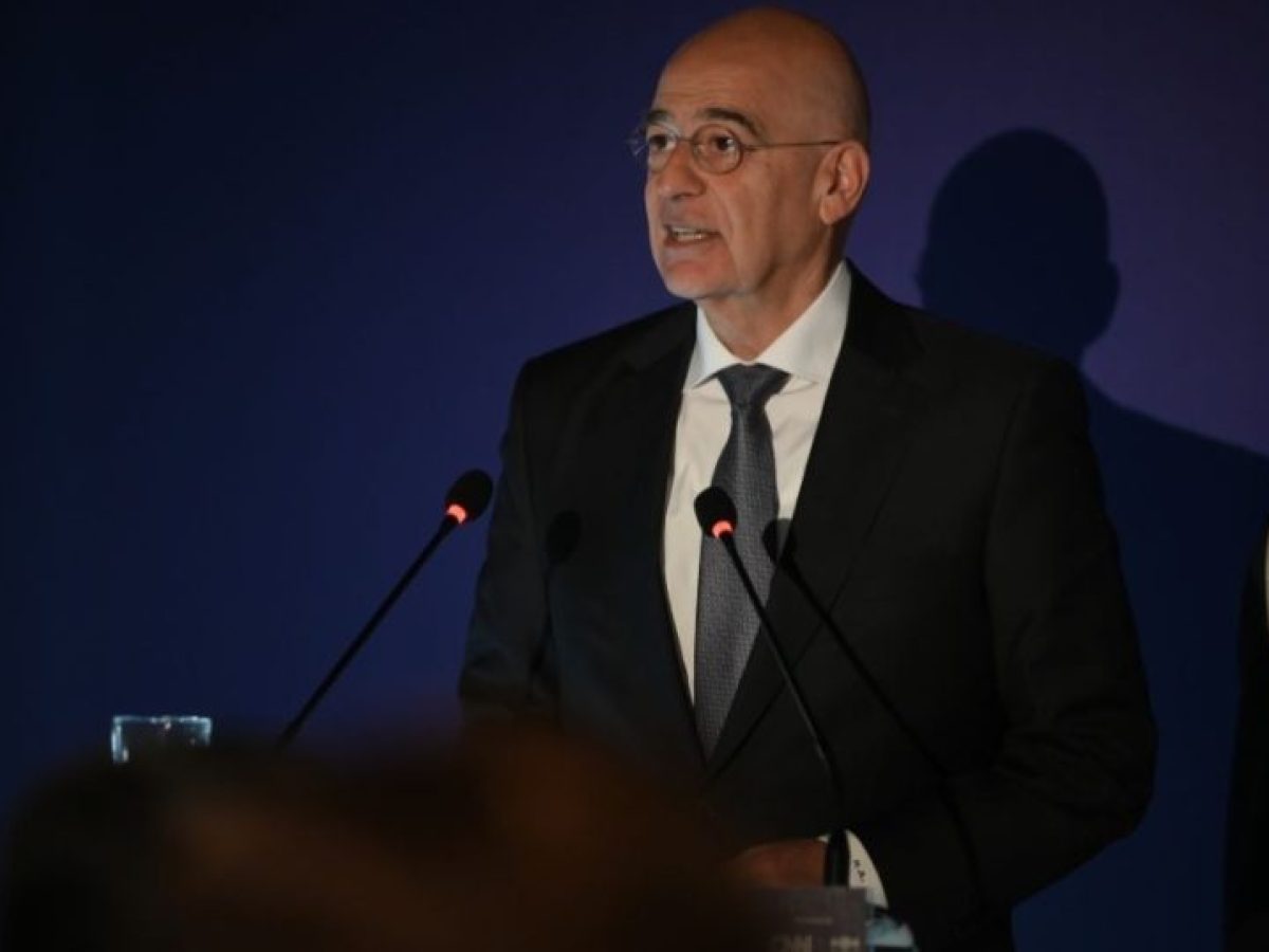 Δένδιας για εξοπλισμούς: Είμαστε υποχρεωμένοι να επενδύσουμε στην αμυντική μας δυνατότητα