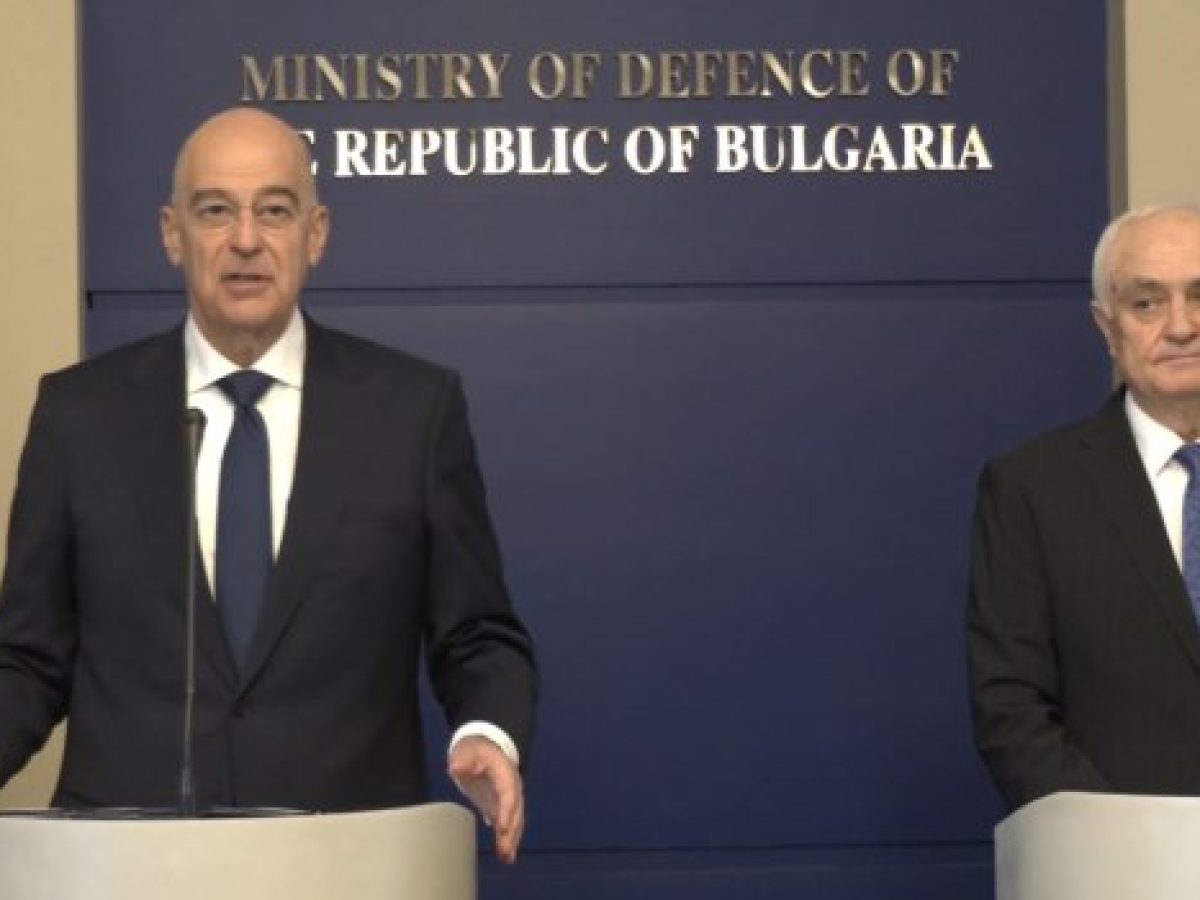 Δένδιας: Οι Patriot και τα F-16 καλύπτουν τον βουλγαρικό εναέριο χώρο και τον προστατεύουν από απειλές