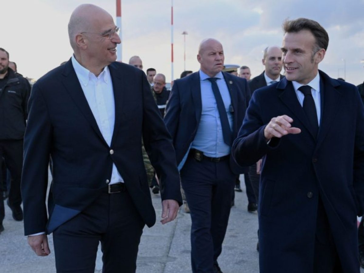 Δένδιας: Η παρουσία Μακρόν σε Κύπρο-Κρήτη υπογραμμίζει τη σημασία της στρατηγικής σχέσης Ελλάδας-Γαλλίας