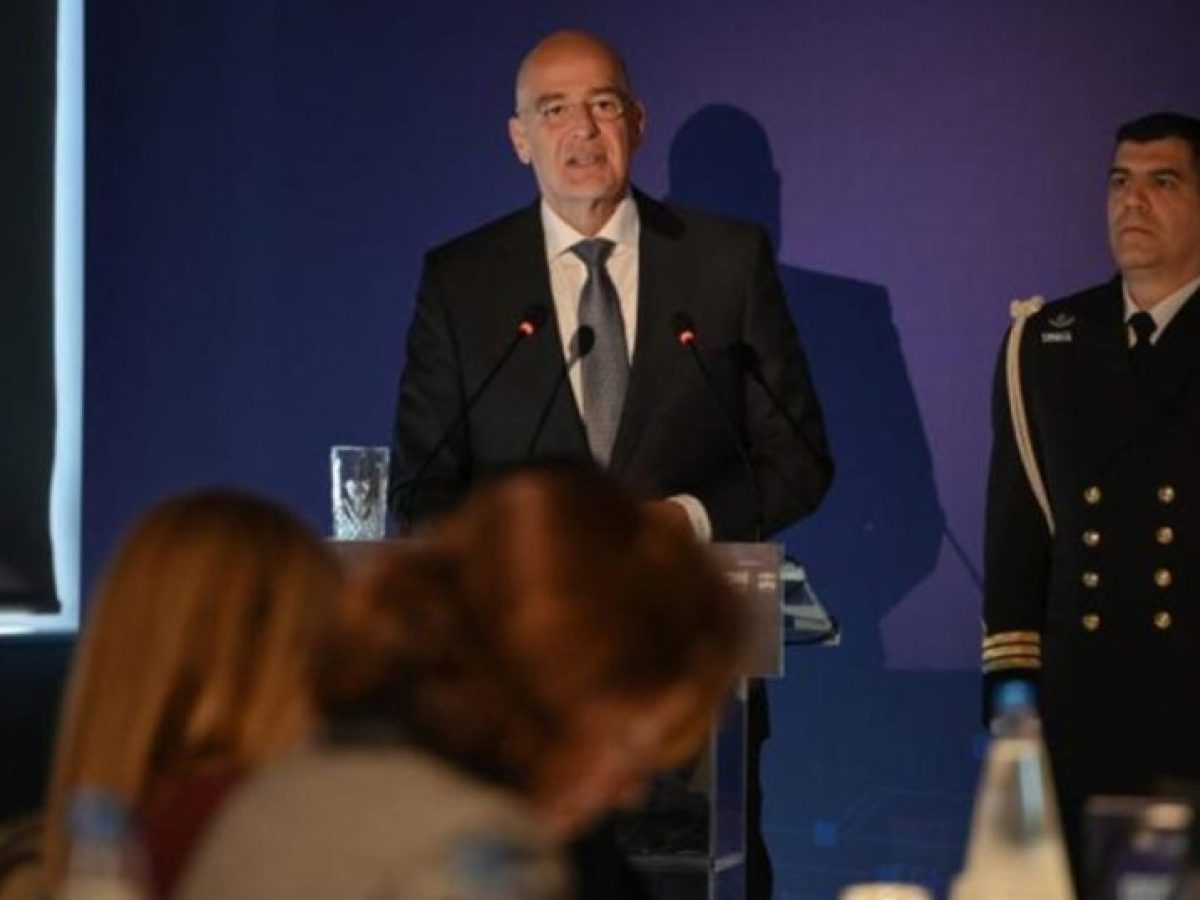 Δένδιας: Είμαστε υποχρεωμένοι να επενδύσουμε στην αμυντική μας δυνατότητα