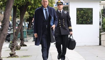 &Delta;έ&nu;&delta;&iota;&alpha;&sigmaf; &mu;&epsilon;&tau;ά &tau;&omicron; &Kappa;&Upsilon;&Sigma;&Epsilon;&Alpha;: &Pi;&epsilon;&rho;&nu;ά&mu;&epsilon; &sigma;&epsilon; &nu;έ&alpha; &epsilon;&pi;&omicron;&chi;ή &mu;&epsilon; &ldquo;&Alpha;&sigma;&pi;ί&delta;&alpha; &tau;&omicron;&upsilon; &Alpha;&chi;&iota;&lambda;&lambda;έ&alpha;&rdquo;, &alpha;&nu;&alpha;&beta;ά&theta;&mu;&iota;&sigma;&eta; &tau;&omega;&nu; &phi;&rho;&epsilon;&gamma;&alpha;&tau;ώ&nu; &kappa;&alpha;&iota; &tau;&omega;&nu; &mu;&alpha;&chi;&eta;&tau;&iota;&kappa;ώ&nu; F-16
