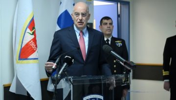 &Delta;έ&nu;&delta;&iota;&alpha;&sigmaf; &sigma;&epsilon; &epsilon;&phi;&omicron;&pi;&lambda;&iota;&sigma;&tau;έ&sigmaf;: &Omicron;&iota; Έ&nu;&omicron;&pi;&lambda;&epsilon;&sigmaf; &Delta;&upsilon;&nu;ά&mu;&epsilon;&iota;&sigmaf; &chi;&rho;&epsilon;&iota;ά&zeta;&omicron;&nu;&tau;&alpha;&iota; &delta;&omega;&rho;&epsilon;έ&sigmaf;, &tau;&omicron; &upsilon;&sigma;&tau;έ&rho;&eta;&mu;&alpha; &tau;&omicron;&upsilon; &phi;&omicron;&rho;&omicron;&lambda;&omicron;&gamma;&omicron;ύ&mu;&epsilon;&nu;&omicron;&upsilon; &delta;&epsilon;&nu; &kappa;&alpha;&lambda;ύ&pi;&tau;&epsilon;&iota; &tau;&alpha; &pi;ά&nu;&tau;&alpha;