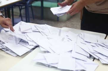 dimoskopisi-MRB-pia-kivernisi-theloun-1