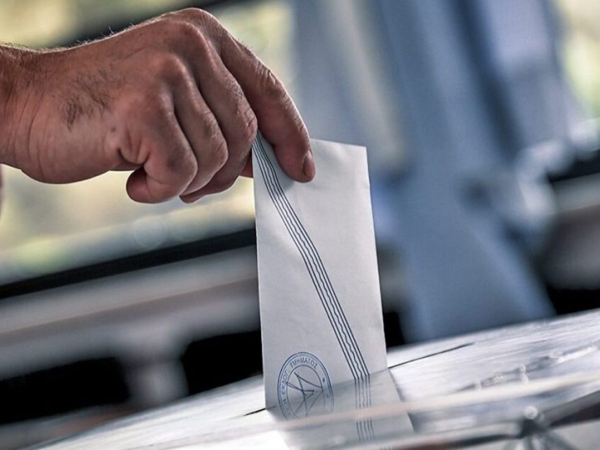 Δημοσκόπηση MRB: Άνοδος ΝΔ στην πρόθεση ψήφου (24,9%) – 7 στους 10 δεν θέλουν εμπλοκή της Ελλάδας στον πόλεμο