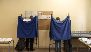 &Delta;&eta;&mu;&omicron;&sigma;&kappa;ό&pi;&eta;&sigma;&eta; Opinion Poll: &Pi;ό&sigma;&omicron; &alpha;&nu;&eta;&sigma;&upsilon;&chi;&omicron;ύ&nu; &omicron;&iota; &pi;&omicron;&lambda;ί&tau;&epsilon;&sigmaf; &gamma;&iota;&alpha; &tau;&omicron;&nu; &pi;ό&lambda;&epsilon;&mu;&omicron; &kappa;&alpha;&iota; &pi;ό&sigma;&omicron; &kappa;&epsilon;&rho;&delta;ί&zeta;&epsilon;&iota; &eta; &sigma;&tau;&alpha;&theta;&epsilon;&rho;ό&tau;&eta;&tau;&alpha;