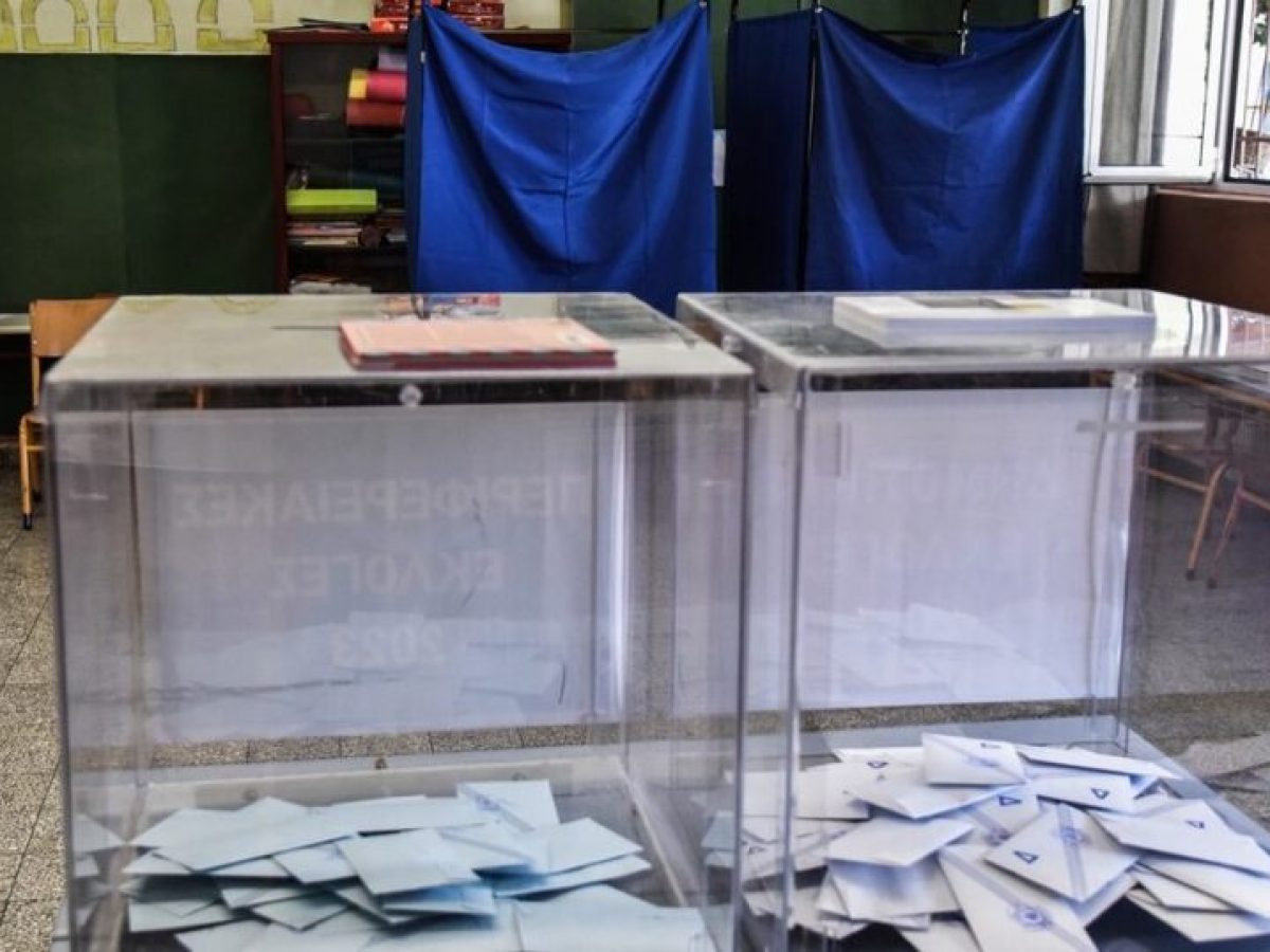 Δημοσκόπηση RealPolls: Άνοδος για τη ΝΔ, πώς κινούνται τα άλλα κόμματα – Τι κάνουν Τσίπρας και Καρυστιανού