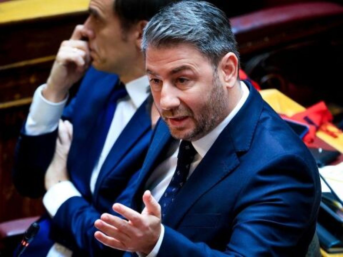 &Alpha;&nu;&delta;&rho;&omicron;&upsilon;&lambda;ά&kappa;&eta;&sigmaf; &sigma;&tau;&alpha; &ldquo;&Pi;&alpha;&rho;&alpha;&pi;&omicron;&lambda;&iota;&tau;&iota;&kappa;ά&rdquo;: &Eta; &epsilon;&iota;&rho;ή&nu;&epsilon;&upsilon;&sigma;&eta; &mu;&pi;&omicron;&rho;&epsilon;ί &nu;&alpha; &epsilon;&pi;&iota;&tau;&epsilon;&upsilon;&chi;&theta;&epsilon;ί &mu;ό&nu;&omicron; &mu;έ&sigma;&alpha; &alpha;&pi;ό &tau;&eta; &delta;&iota;&pi;&lambda;&omega;&mu;&alpha;&tau;ί&alpha;, &tau;&eta; &sigma;&upsilon;&nu;