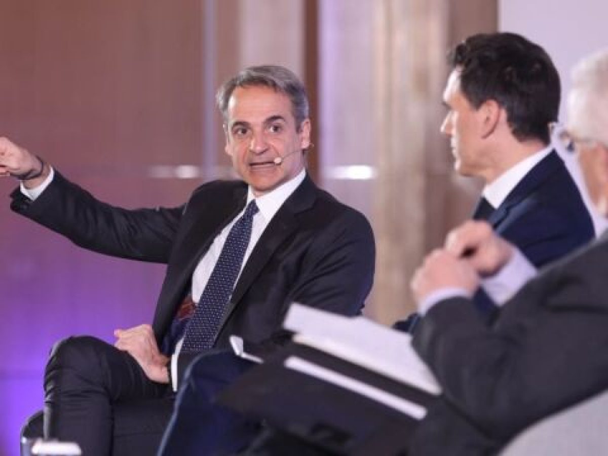Social media: Το σχέδιο Μητσοτάκη για “μπλόκο” στους κάτω των 15 – Ποινές για τους γονείς και πρόστι