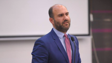 Δημήτρης Μαρκόπουλος για τα περί πρόωρων εκλογών: “Ο πρωθυπουργός κοιτά την κατάσταση με όρους πατρίδας,