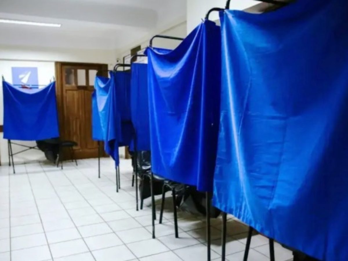 Δημοσκόπηση MRB (Β’ μέρος): Τι είδους κυβέρνηση θέλουν οι πολίτες – Ποια η δυναμική των νέων πιθανών κομμ