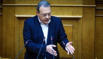 Γιατί ο Σωκράτης Φάμελλος δεν πάει στο συνέδριο του ΠΑΣΟΚ: Στην Κουμουνδούρου “βλέπουν” πονηρή τακτι