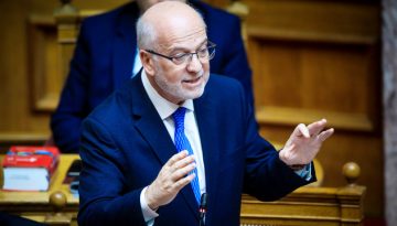 Η απάντηση του Φλωρίδη στους συγγενείς: Η αίθουσα της δίκης για τα Τέμπη είναι μια οργανωμένη κατάσταση που δε