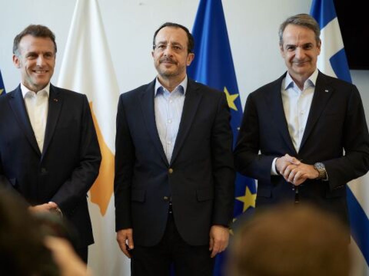 Κύπρος: Ικανοποίηση για το “σήμα ισχύος” Μητσοτάκη  Μακρόν – Η προειδοποίηση Ρούσσου για τα F16 της