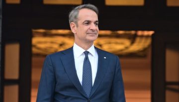 Μαξίμου: “Φρένο” στα σενάρια πρόωρων εκλογών, με αιχμή τη σταθερότητα – Σήμερα ενημέρωση Θεοδωρικάκο