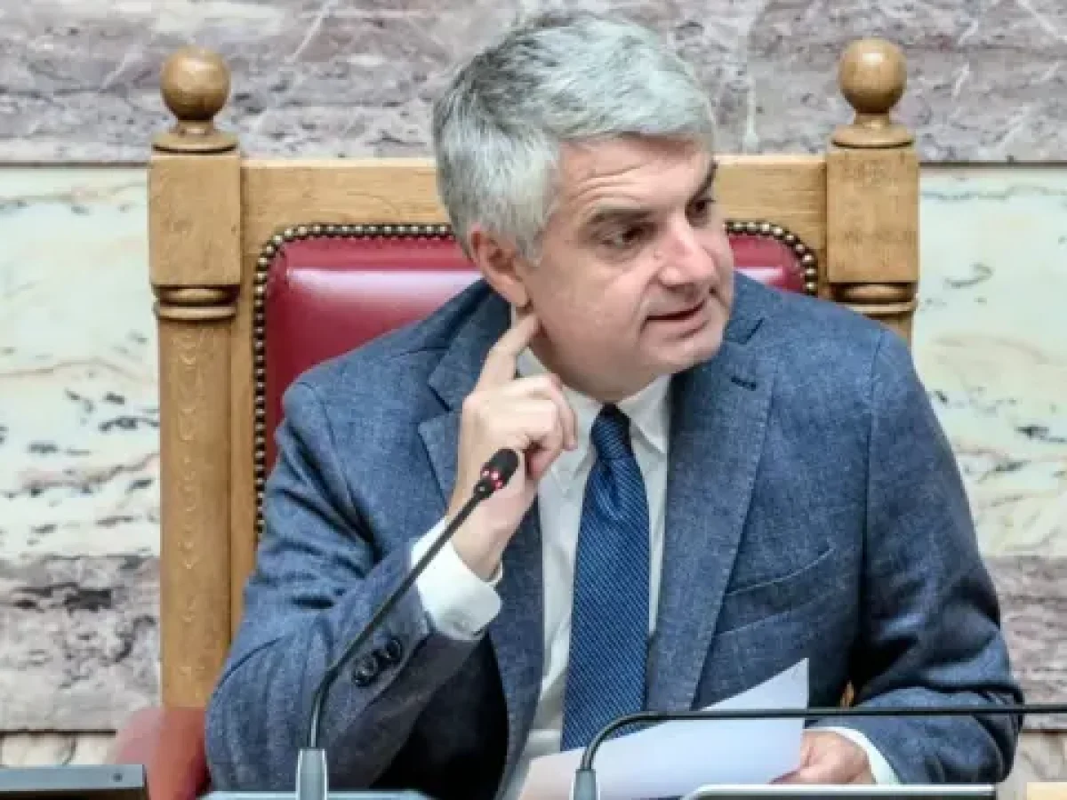 Οδυσσέας Κωνσταντινόπουλος: Οι παρασκηνιακές πιέσεις δύο Αρκάδων πολιτικών για το “φάγωμά” του από τ