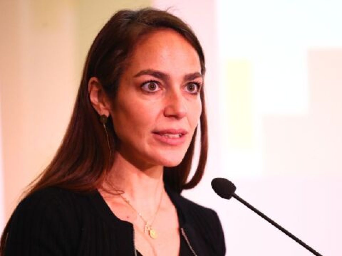 Ο… γρίφος της Δόμνας Μιχαηλίδου για την Παγκόσμια Ημέρα της Γυναίκας: “Σήμερα δοκιμάζουμε την πρώτη μας σ