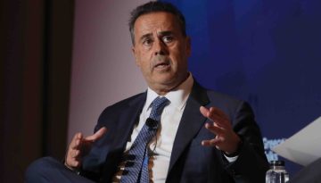 Παπασταύρου από Economist Ρουμανίας: “Ο Κάθετος Διάδρομος δεν είναι απλώς ένα δίκτυο αγωγών, είναι μία αρ