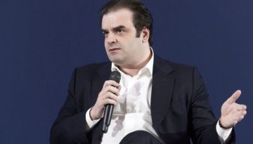 Πιερρακάκης από τη Λάρισα: “Η ανάπτυξη κινείται σε ρυθμούς σχεδόν διπλάσιους από τον ευρωπαϊκό μέσο όρο&q