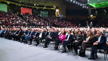 Συνέδριο ΠΑΣΟΚ: Τα στελέχη των στρατηγών που μαζεύουν τα “κουκιά” για την εκλογή της Κεντρικής Επιτρ