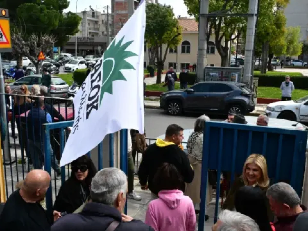 Συνέδριο ΠΑΣΟΚ: “Αγνοείται” η λίστα των αριστίνδην αντιπροσώπων – Τι καταγγέλλει μέλος της ΕΔΕΚΑΠ&lt