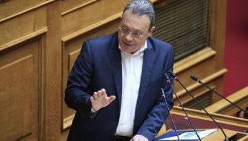 ΣΥΡΙΖΑ: Μηνύματα στον Φάμελλο να “κόψει γέφυρες” με το ΠΑΣΟΚ – “Μόνο ζημιά μας κάνει”