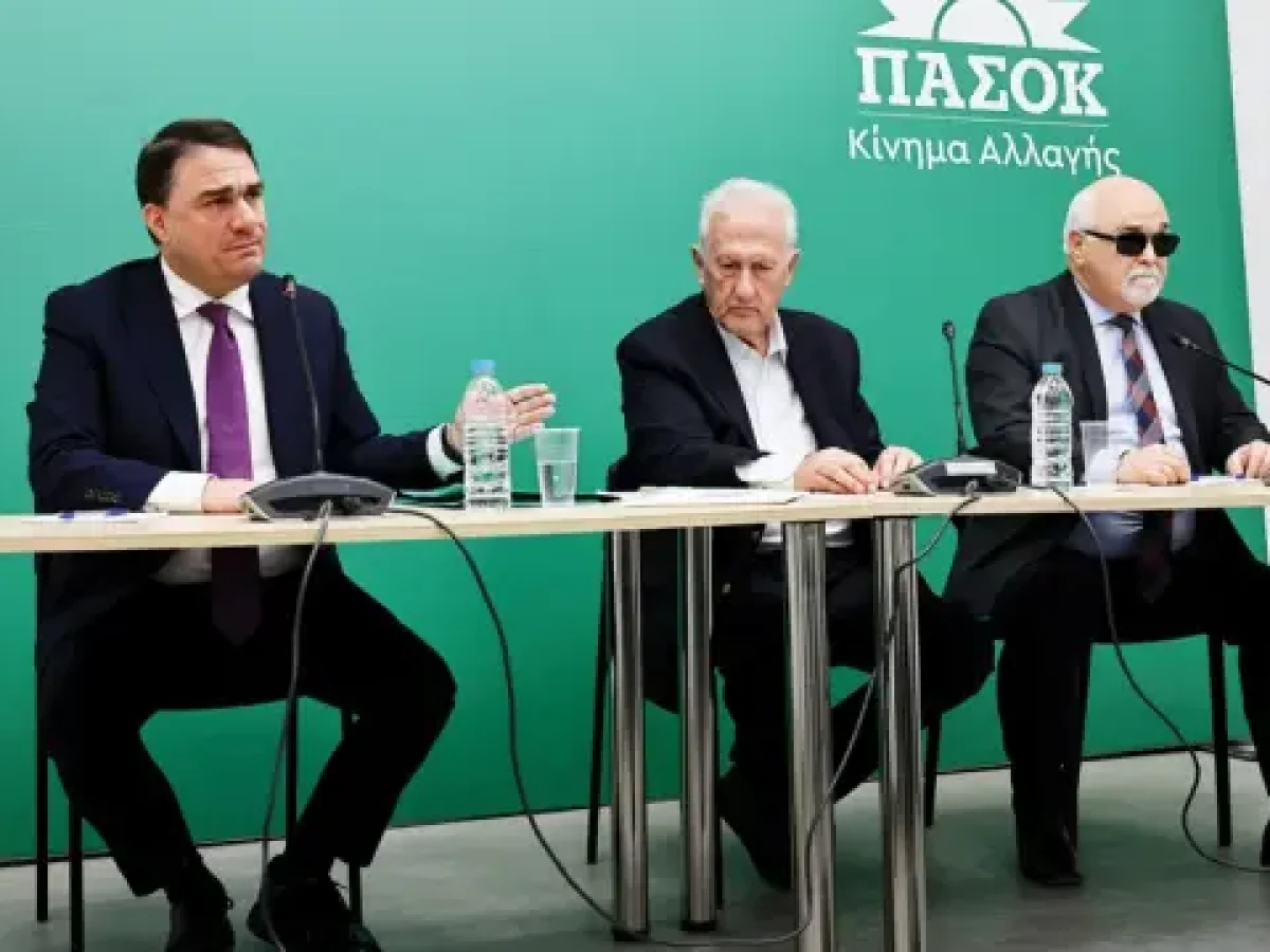Τρικυμία στο ΠΑΣΟΚ για τα φάλτσα της διεύρυνσης: Τα “αδειάσματα”, οι αποχωρήσεις και οι εσωκομματικέ