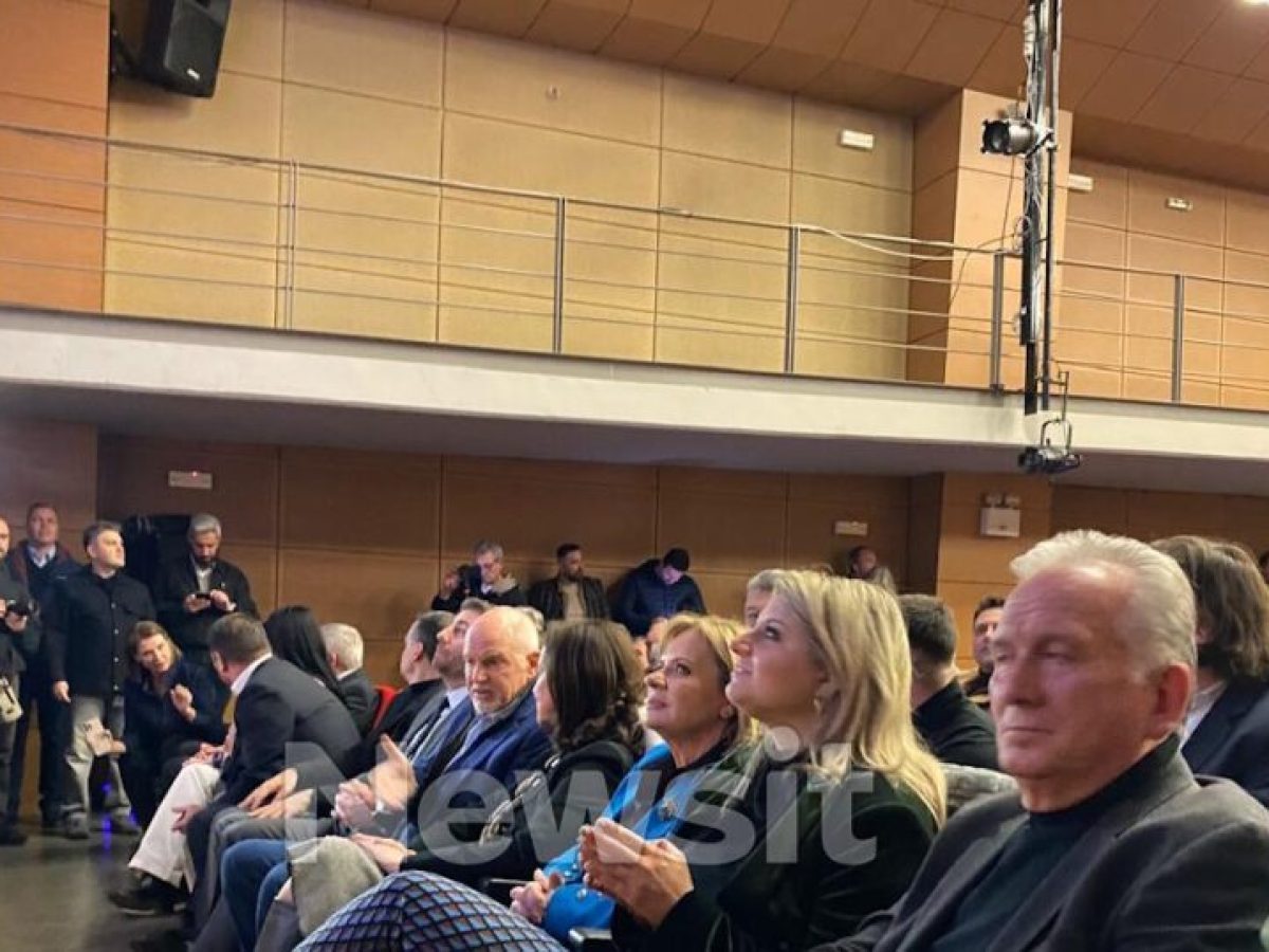 Εκδήλωση με άρωμα Ανδρέα Παπανδρέου: Μνήμες, δάκρυα και χειροκροτήματα για τον ιστορικό ηγέτη του ΠΑΣΟΚ