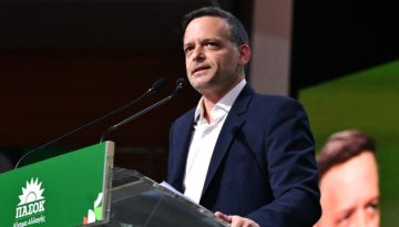 Ενωτικός με αιχμές ο Δούκας στο συνέδριο του ΠΑΣΟΚ: «H στρατηγική μας είναι πια εντός πραγματικότητας»