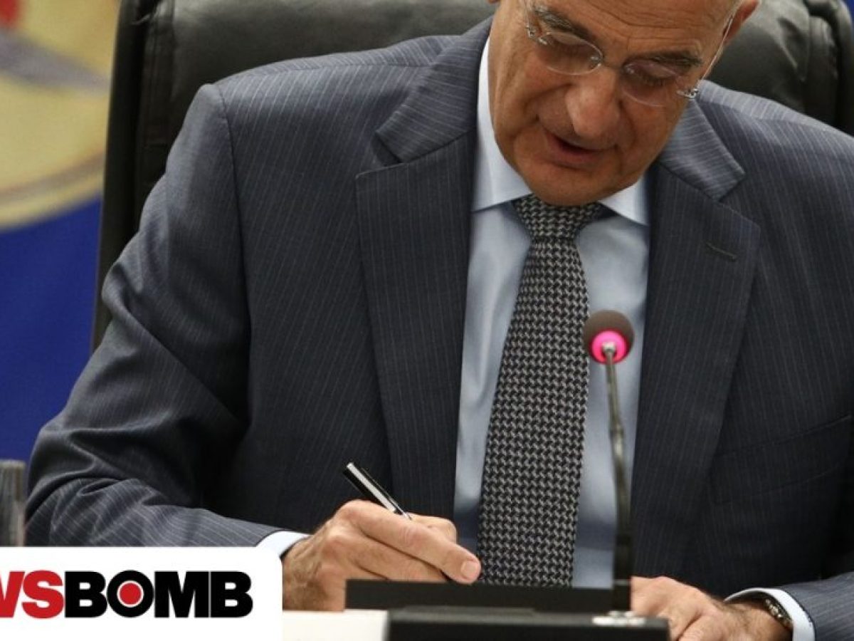 Επικοινωνία Δένδια με τον υπουργό Άμυνας της Βουλγαρίας για τις εξελίξεις στη Μέση Ανατολή